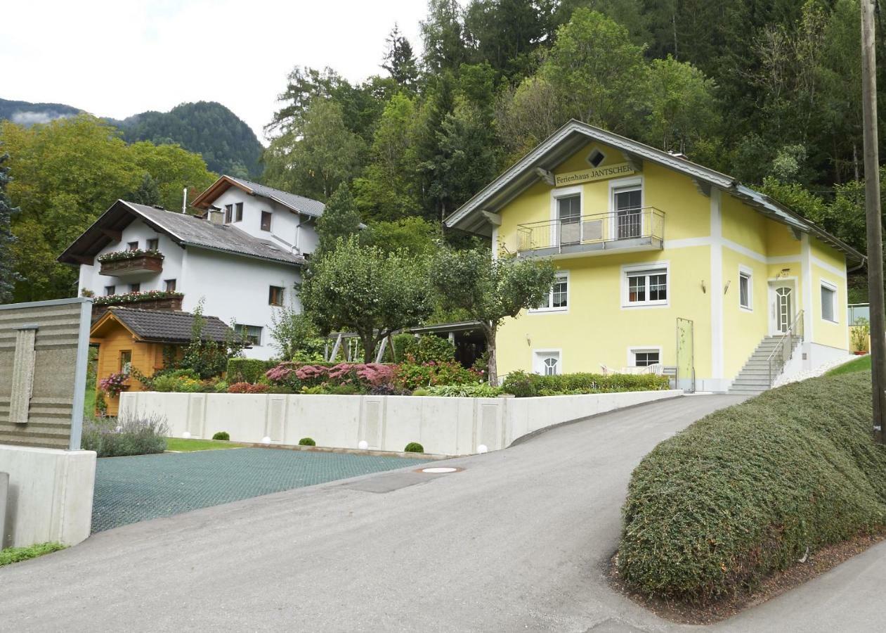 Ferienhaus Jantscher フラタッハ エクステリア 写真